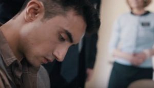 6° Passo: Il mutamento di cuore – la storia di Aram sul recupero della dipendenza dalla droga