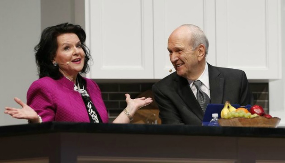 Presidente Russell M. Nelson e sorella Wendy L. Watson Presidente Russell M. Nelson: realizzare l'impossibile