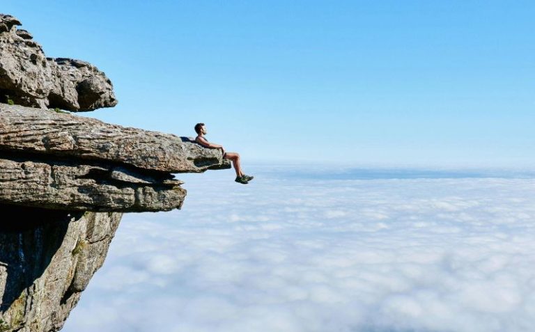 perché Helaman paragonò Cristo ad una roccia